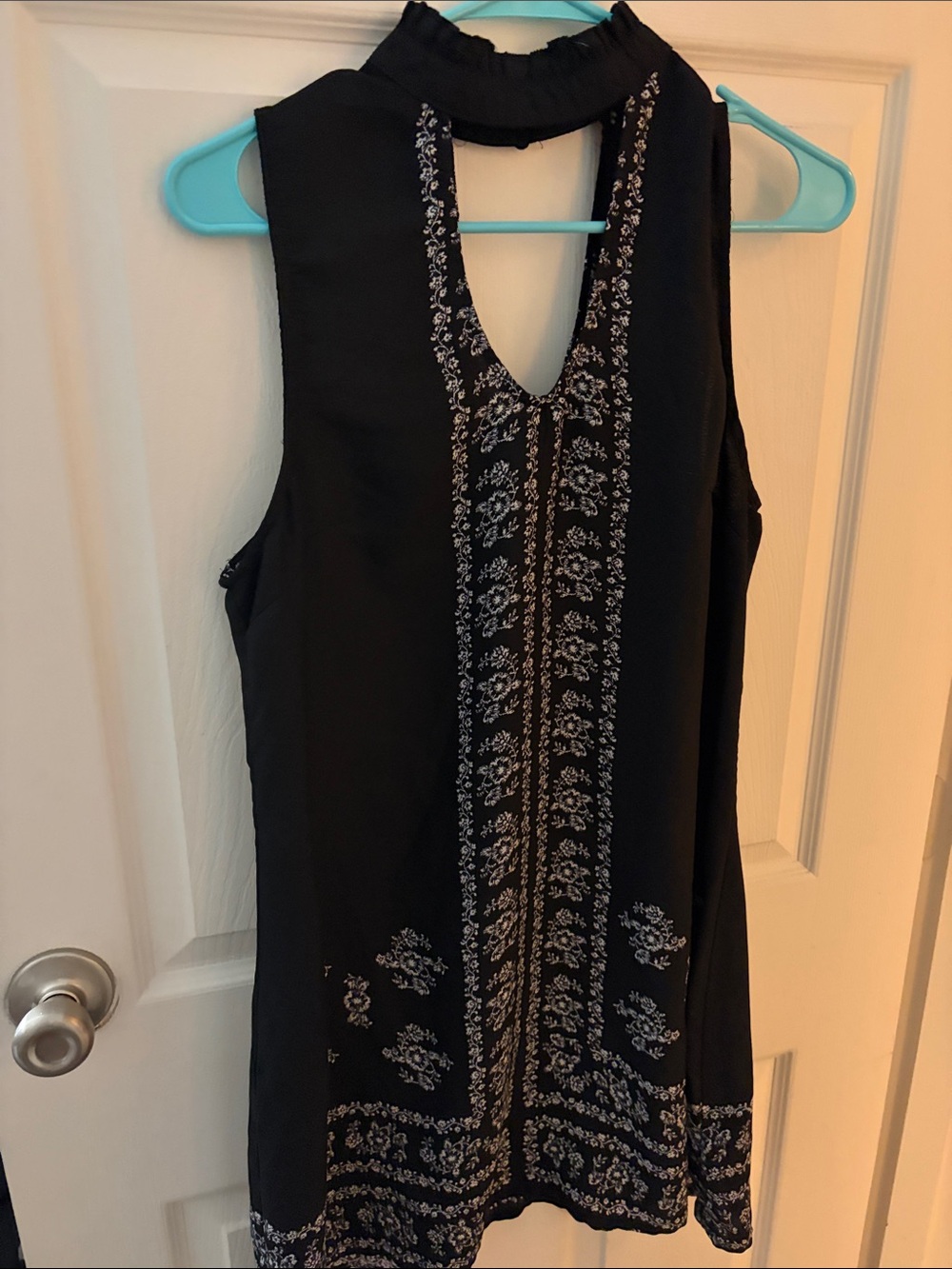 HeartSoul Black Sleeveless Embroidered Halter Neck Cami